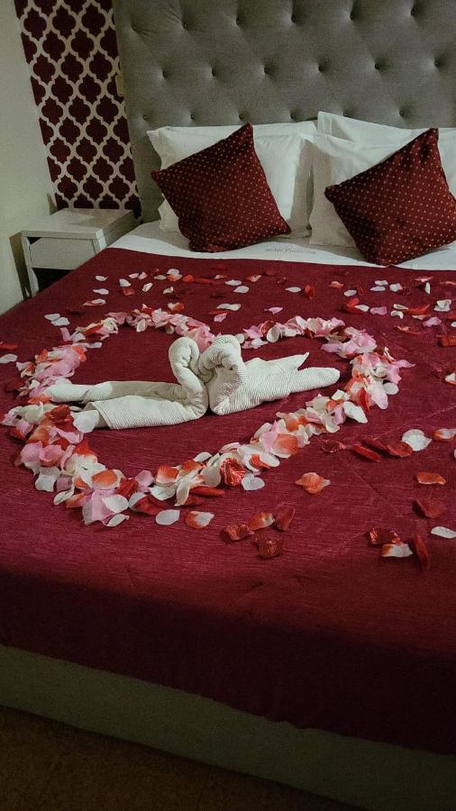 Hotel Kamanga Tomar Luaran gambar
