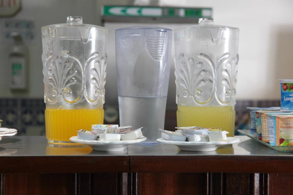 Hotel Kamanga Tomar Luaran gambar