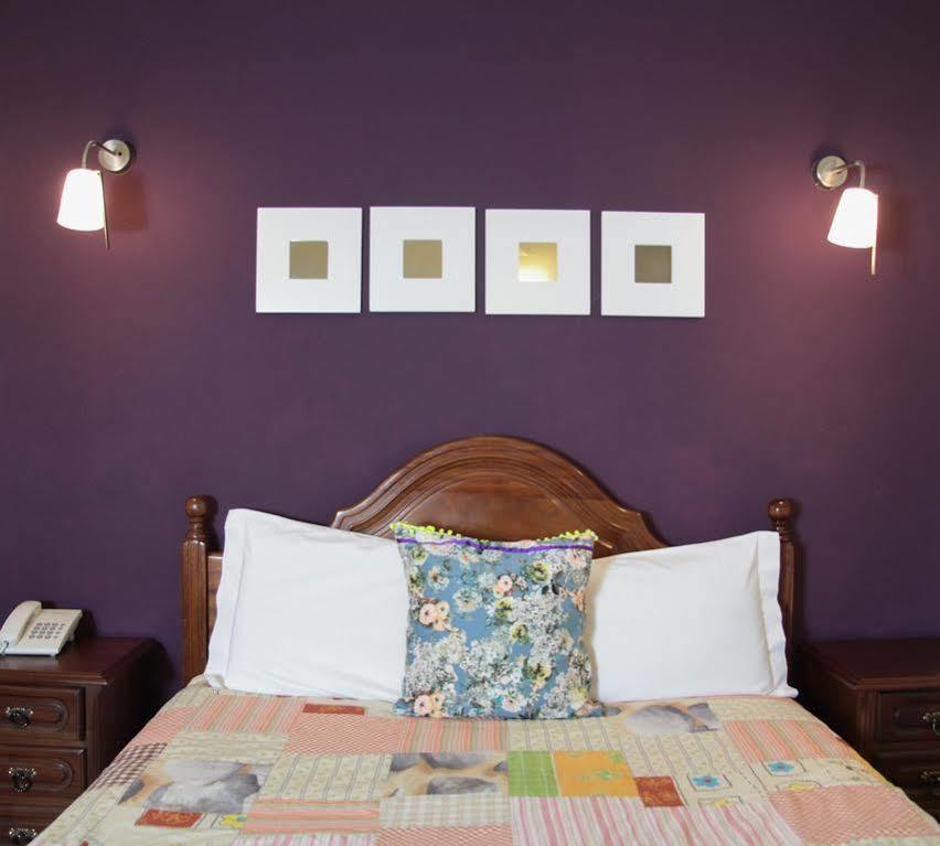 Hotel Kamanga Tomar Luaran gambar