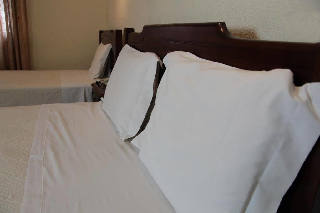 Hotel Kamanga Tomar Luaran gambar